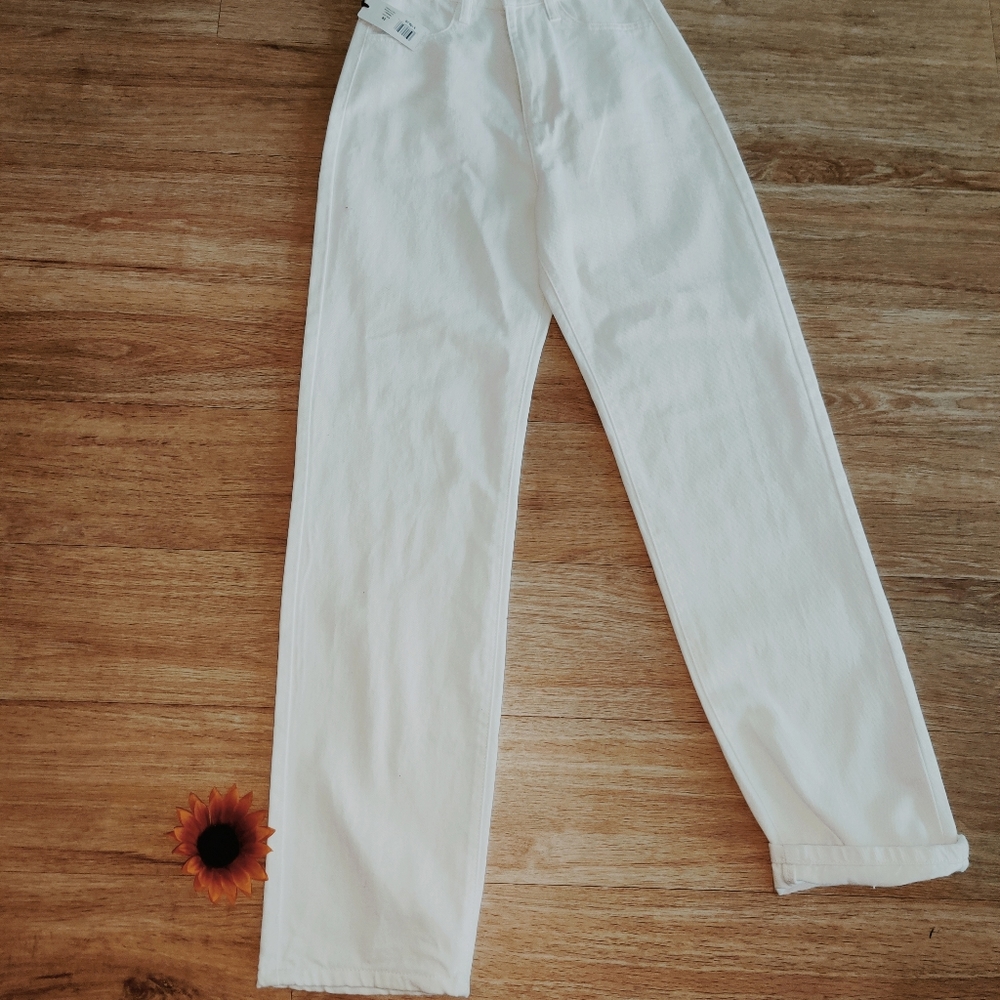 🤍🆕🤍 NWT WEWOREWHAT Mom Jeans - Picture 5 of 16